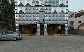 Cubana Suites - Guest Room